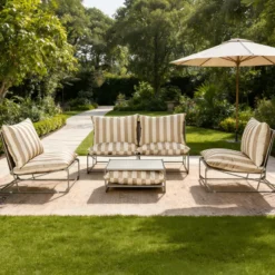 Andria salon de jardin 4 places à rayures taupe et beige avec table basse