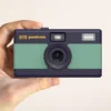 Appareil photo peeksme vert + 1 paire de clips bleu + 1 lanière bleue