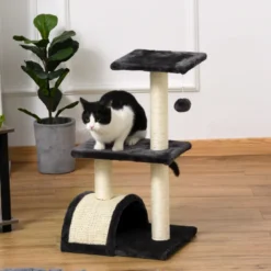 Arbre à chat griffoir grattoir peluche sisal naturel