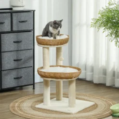 Arbre à chat style bohème aspect rotin tressé effet fourrure