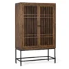 Armoire bois marron - décoration