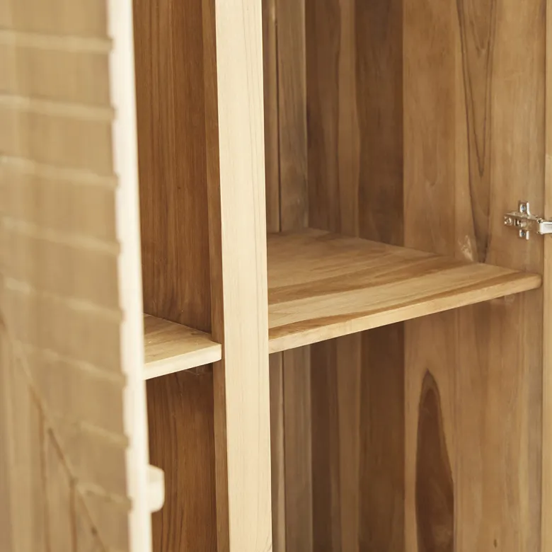Armoire en bois de teck