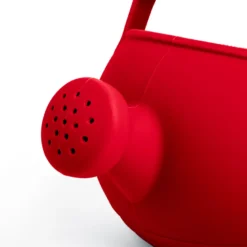 Arrosoir en silicone rouge