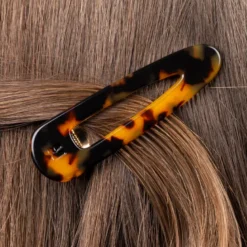 Barrette triangle - écaille