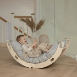 Bascule 2-en-1 montessori en bois contreplaqué avec coussin beige