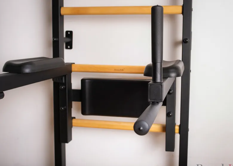 Benchk 722b espalier bois métal noir.