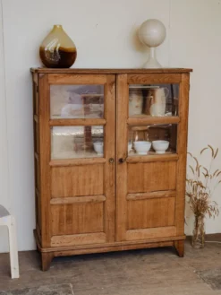 Blandine, l'armoire vitrée en bois n°476