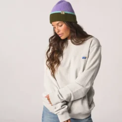 Bonnet en laine lilas et kaki