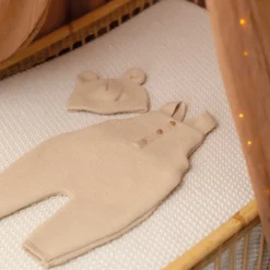 Bonnet en maille avec des petites oreill