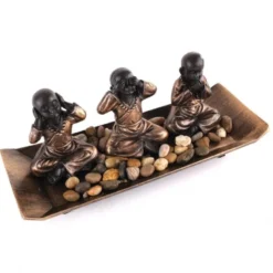 3 bonzes zen sur plateau