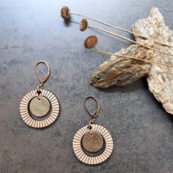 Boucles d'oreilles en bois bulle or