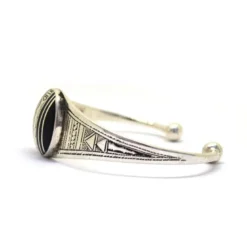 Bracelet médaillon en ébène