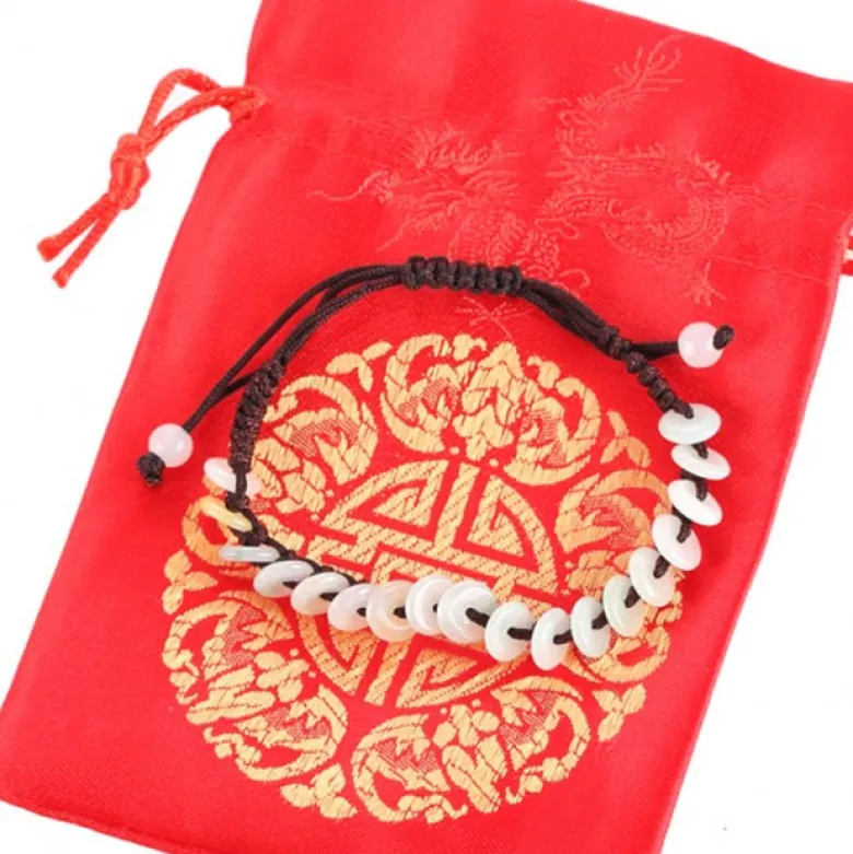 Bracelet perles breloque en jade