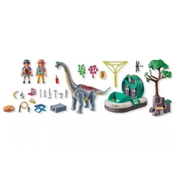 Brachiosaure avec explorateurs et aérogl