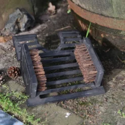 Brosse bottes en fonte