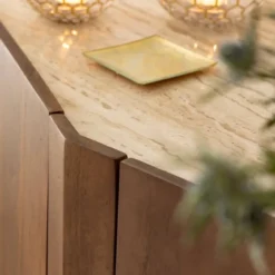 Buffet en bois de manguier et travertin