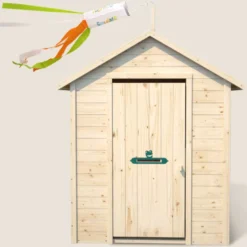 Cabane en bois avec fenêtre et boîte aux