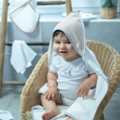 Cape de bain en gaze de coton jeanne