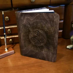 Carnet en bois - Triskel