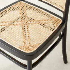 Chaise en acajou et cannage