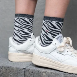 Chaussettes zèbre noir et blanc