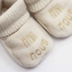 Chaussons naissance - mini nous #f5f5dc