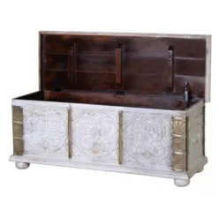 Coffre bronze bois blanc - décoration