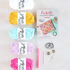 Coffret pochette en granny square