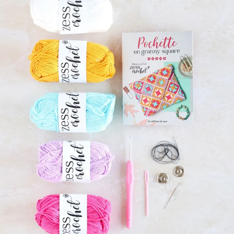 Coffret pochette en granny square