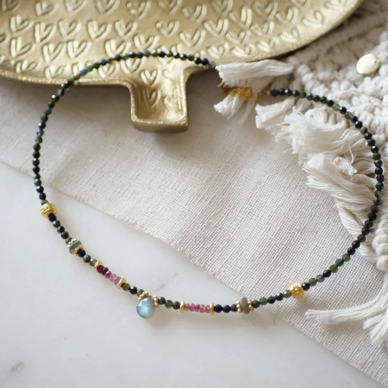 Collier tourmaline verte mehak
