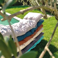 Coussin pour bain de soleil capitonné