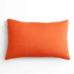Coussin rectangle en coton bio fraise Rouge