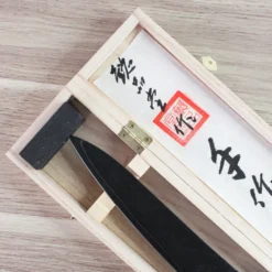 Couteau japonais de cuisine pretty lame damassée manche en bois