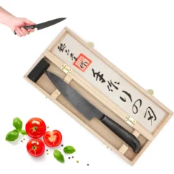 Couteau japonais de cuisine pretty lame damassée manche en bois