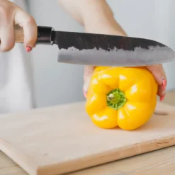 Couteau santoku japonais lame acier 18 cm manche palissandre