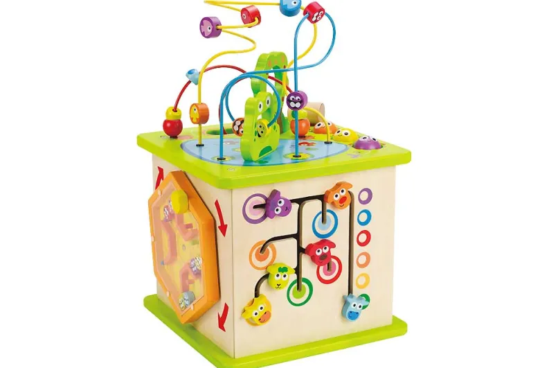 Cube géant d'activités hape