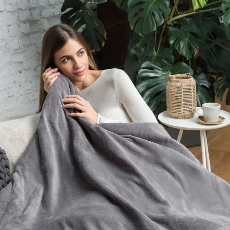 Dreamland couverture chauffante en peluche velouté grise - snuggle up - large
