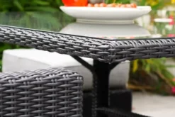 Ensemble repas encastrable 8 places en résine tresséee + housse - noir