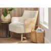 Fauteuil en tissu effet laine bouclée blanc cassé et bois clair valmy