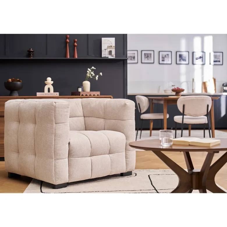Fauteuil en tissu effet velours texturé beige corto