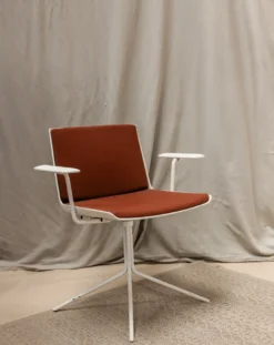 Fauteuil terracotta en métal n°527