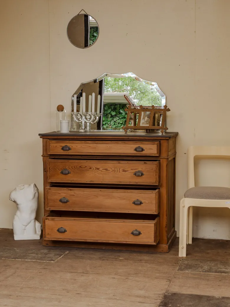 Garance, la commode en bois n°641