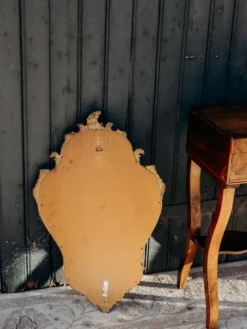 Georges, le miroir doré ancien n°1144
