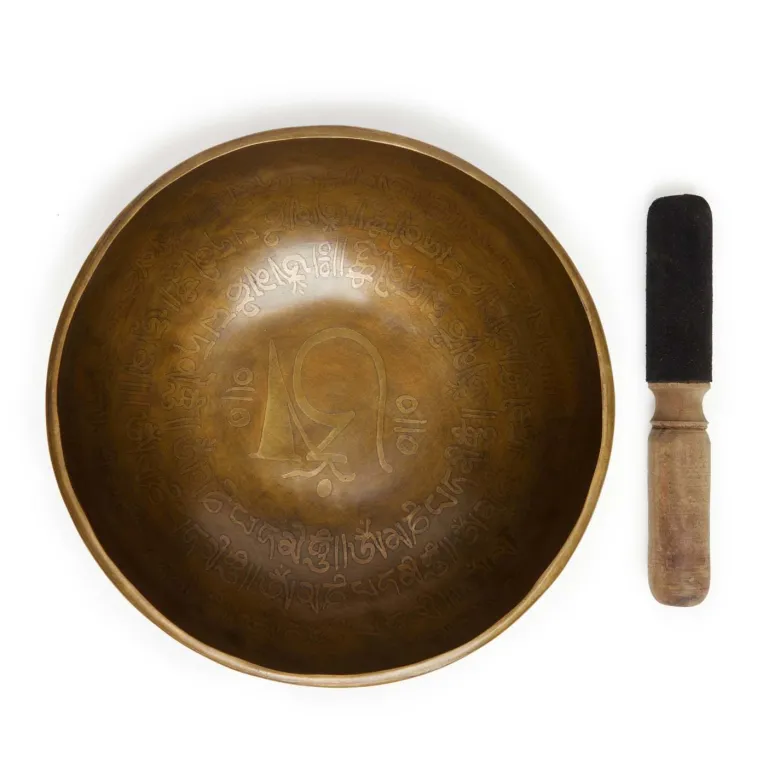 Grand bol chantant en cuivre