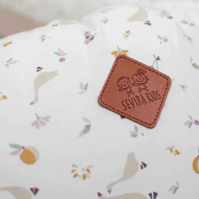 Grand Coussin d'Allaitement et de Maternité Sidonia : Confort Champêtre pour Maman et Bébé