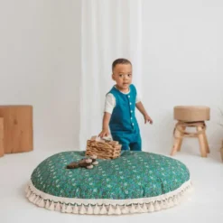 Grand coussin de sol pour coin lecture enfant vert