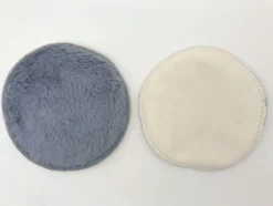 5 grandes lingettes démaquillantes