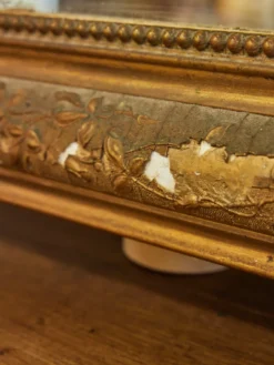 Grand miroir en bois doré n°1021