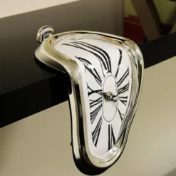 Horloge molle dalitime