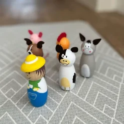 Jeu de quilles de ferme en bois
